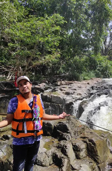 Waterfall Chin